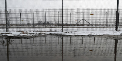 The wire border fence stands next to the village of Asotthalom, Hungary, March 20, 2018. REUTERS/Bernadett Szabo SEARCH "SZABO BACSSZENTGYORGY" FOR THIS STORY. SEARCH "WIDER IMAGE" FOR ALL STORIES.